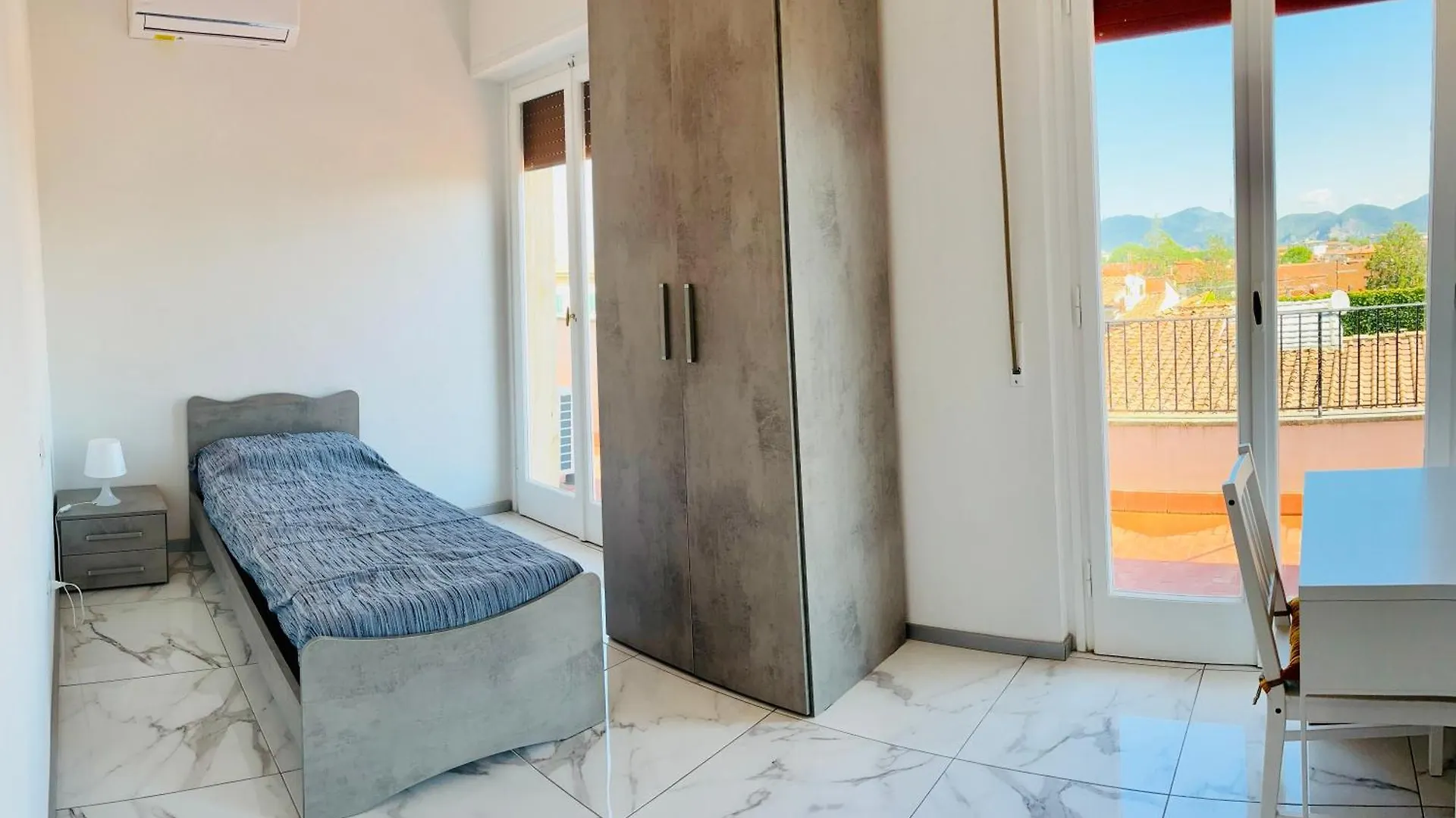 Attico Terrazza Vista Panoramica Lungarni Pisani Apartment  Pisa