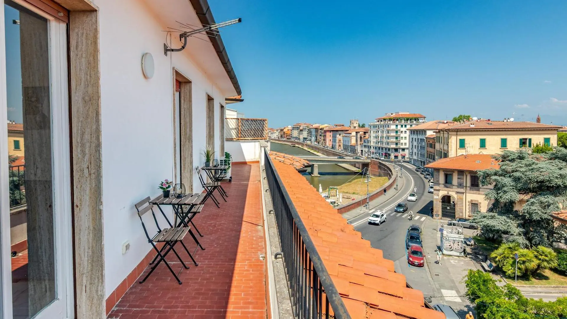 Attico Terrazza Vista Panoramica Lungarni Pisani Appartement